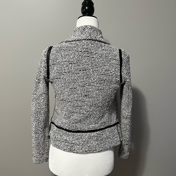 Club Monaco Jowdie Tweed Open Front Crop Jacket Leather Accent - Picture 10 of 17